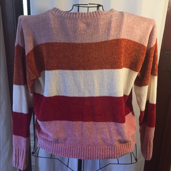 Rue 21 brand chenille-feel sweater - L - Picture 3 of 3